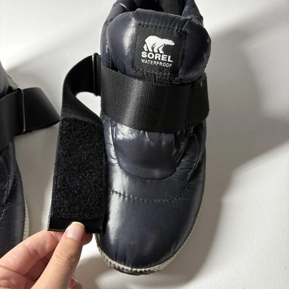 SOREL Womens Out N About Puffy Waterproof Winter Sneaker Boots Size 8 Navy‎ Blue